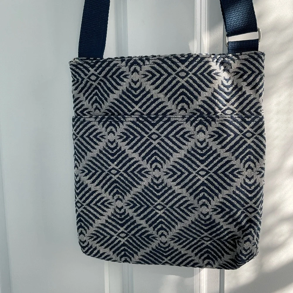 Thirty-One Stylish Navy and Gray Patterned Women's Brocade Crossbody Bag - Picture 2 of 12